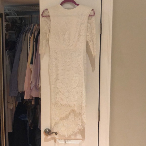 Dresses & Skirts - Lace dress